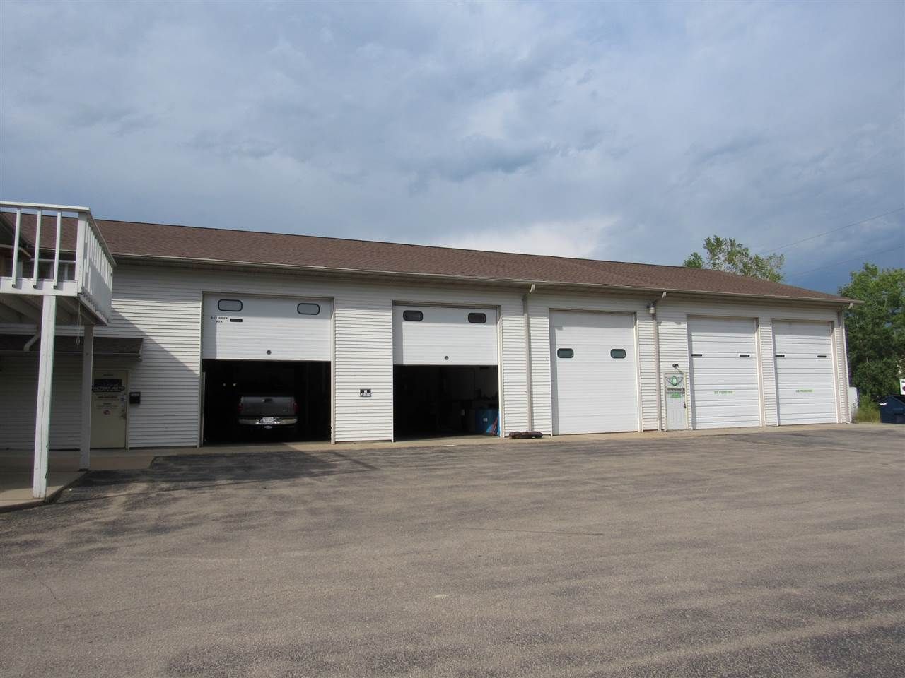 1694 N Silverspring Dr, Appleton, WI 54913